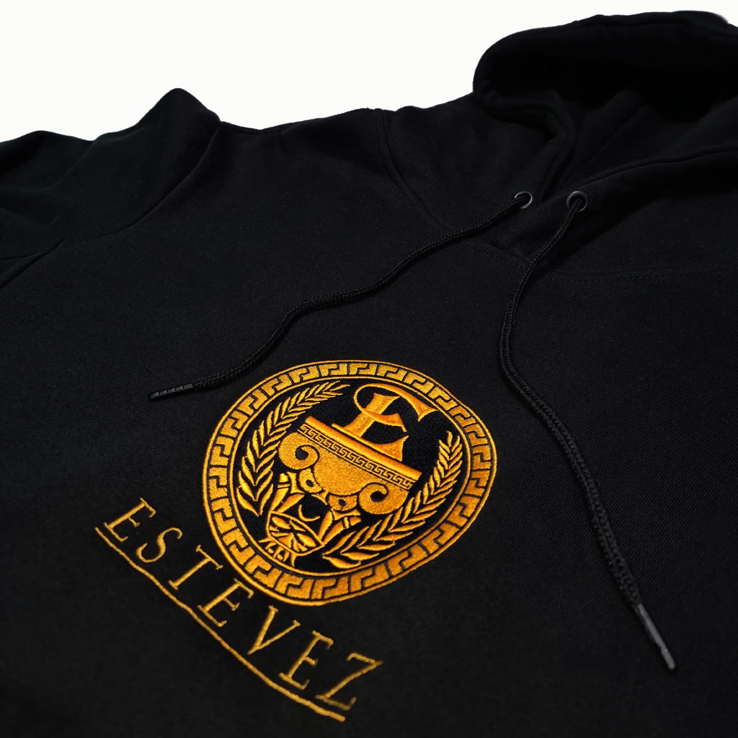 Sudadera con capucha y logo bordado Estevez