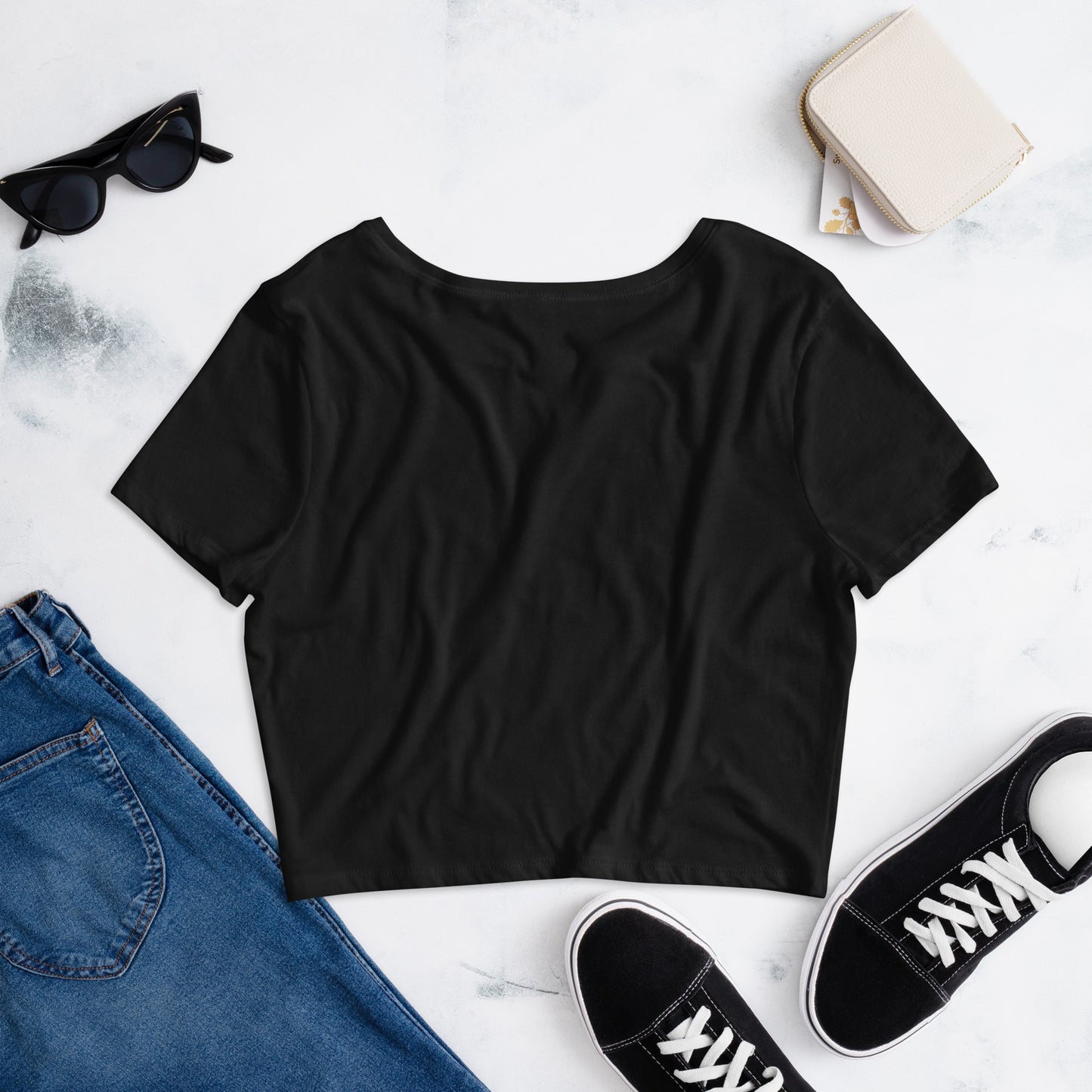 Camiseta corta con logo de Estevez